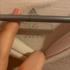 Mens shirts, most are medium there are some larges.